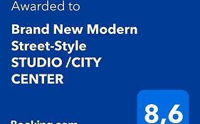 Brand New Modern Street-Style Studio /City Center